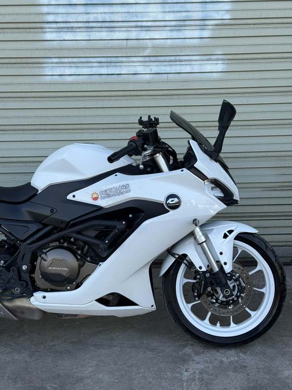 二手QJMOTOR赛400