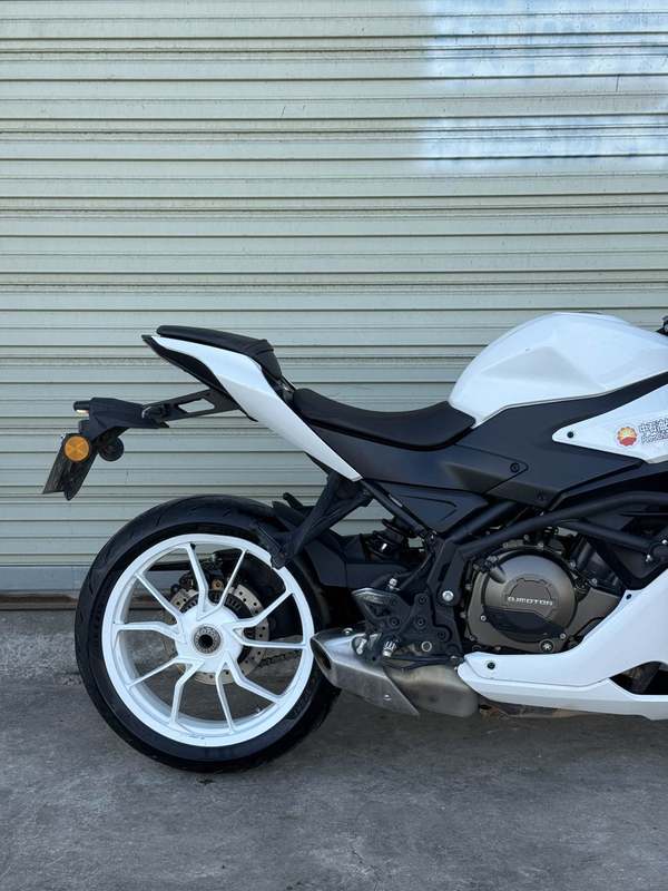 二手QJMOTOR赛400