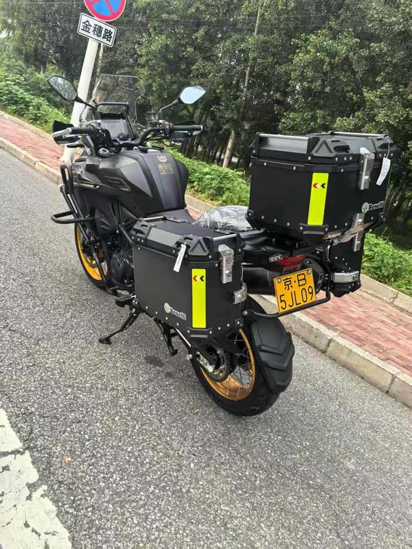 二手贝纳利TRK552