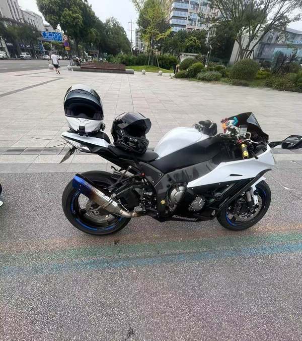 二手川崎Ninja ZX-10R