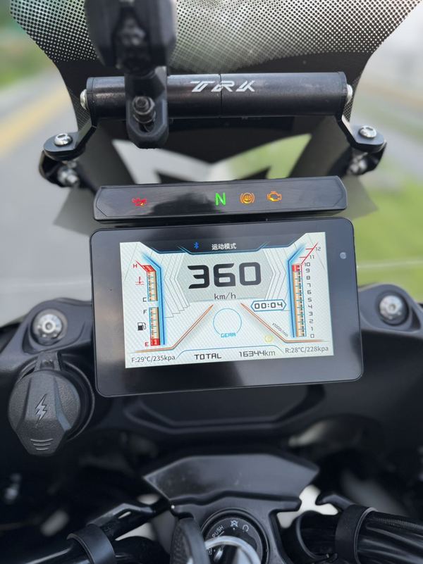 二手贝纳利TRK702