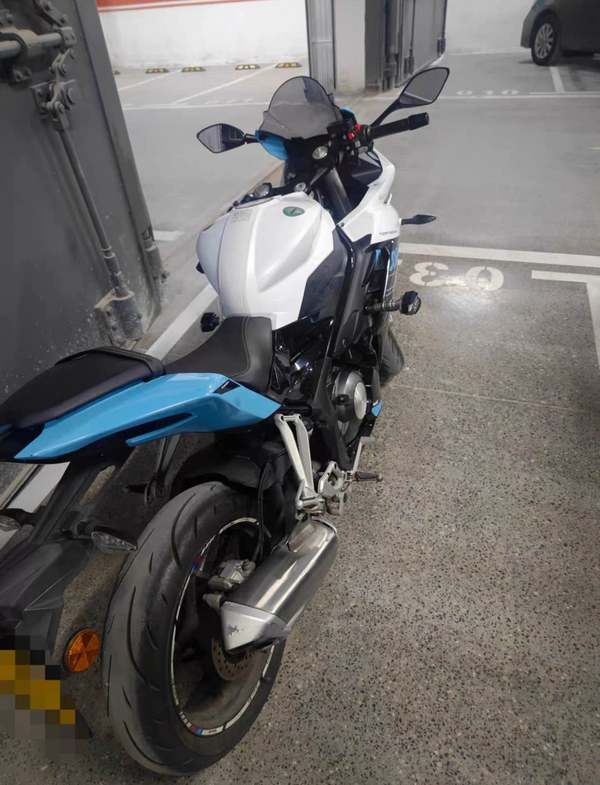 二手贝纳利龙卷风 Tornado 302R