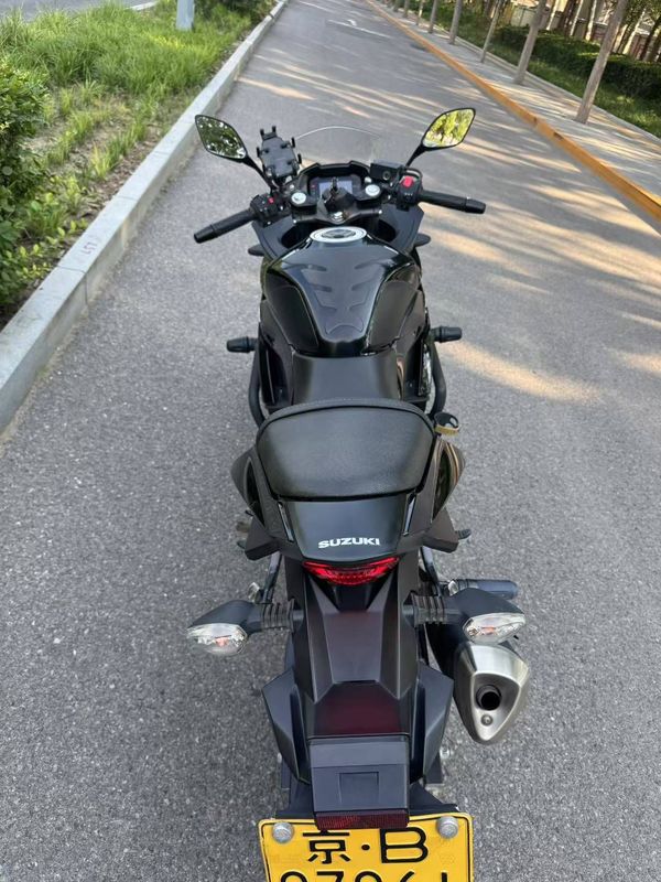 二手豪爵铃木GSX250R
