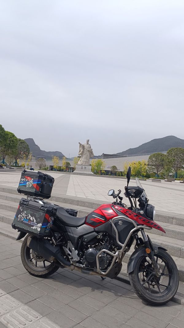二手豪爵铃木DL250