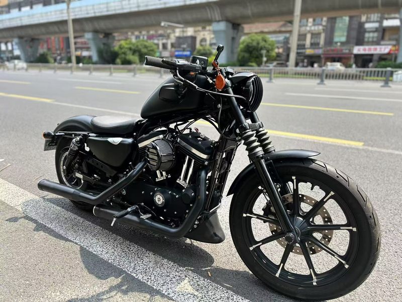 二手哈雷戴维森Iron883 硬汉