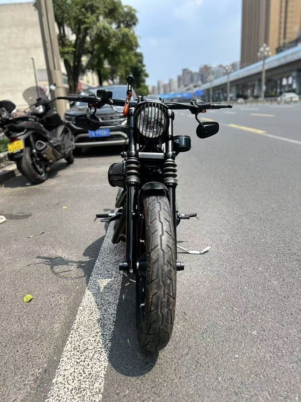 二手哈雷戴维森Iron883 硬汉