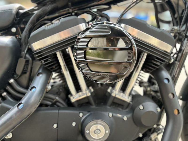 二手哈雷戴维森Iron883 硬汉