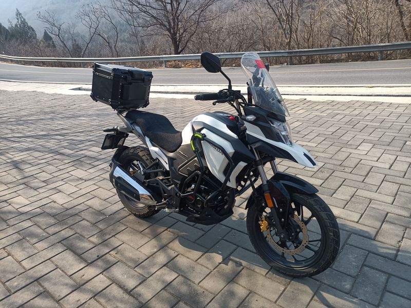 二手五羊本田猛鸷 CB190X