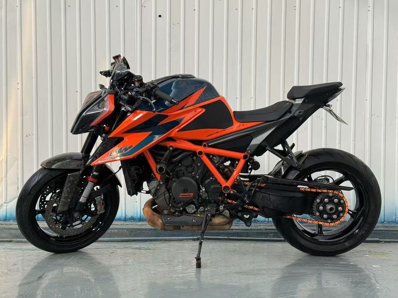 二手KTMR2R1290 Super Duke