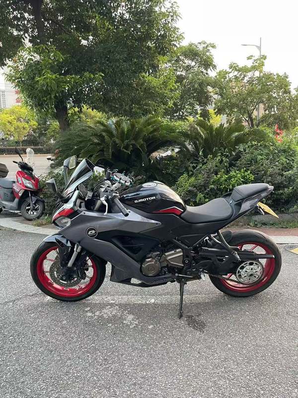 二手QJMOTOR赛400