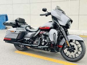 二手哈雷戴维森大道滑翔 Street Glide