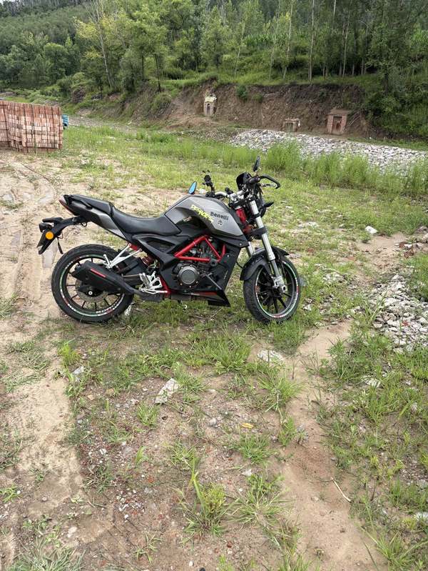 二手贝纳利BJ250GY-2