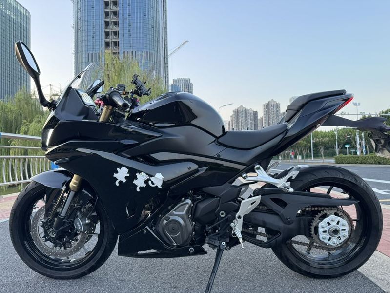 二手贝纳利龙卷风 Tornado 402R