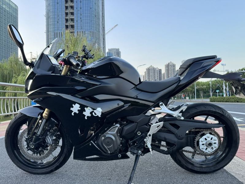 二手贝纳利龙卷风 Tornado 402R