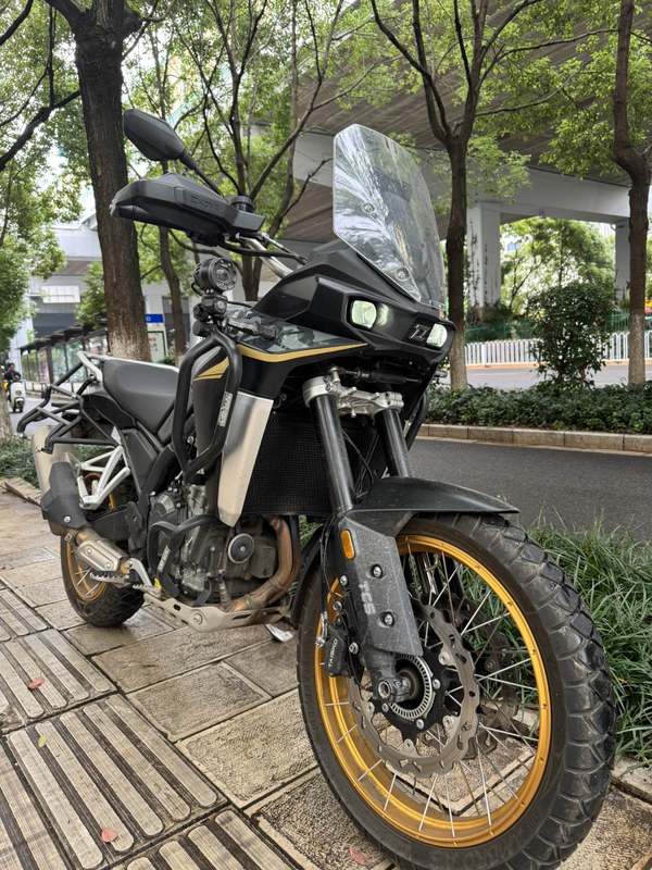 二手凯越800X