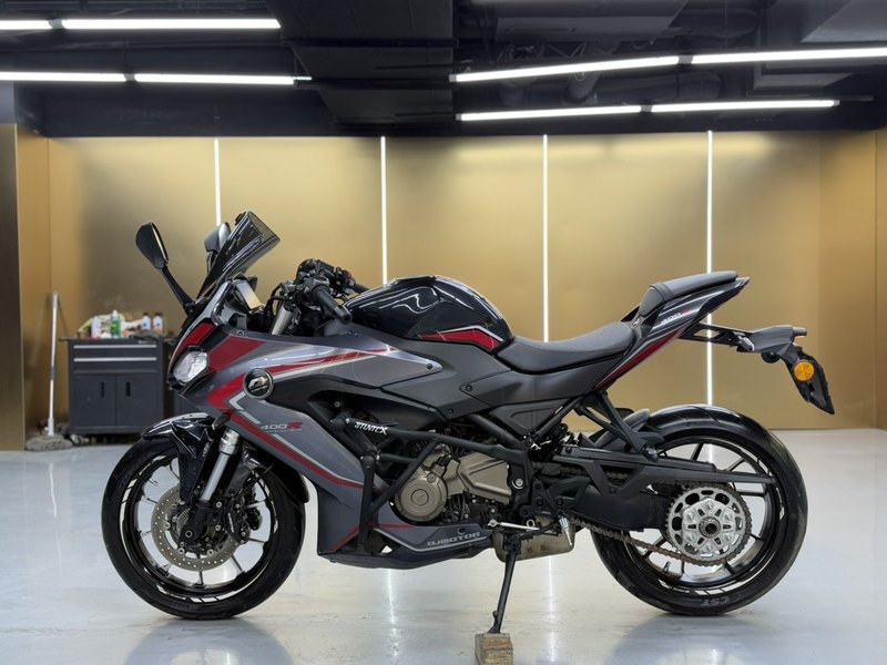 二手QJMOTOR赛400