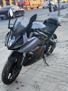 二手贝纳利龙卷风 Tornado 302R