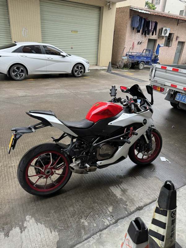 二手QJMOTOR赛400