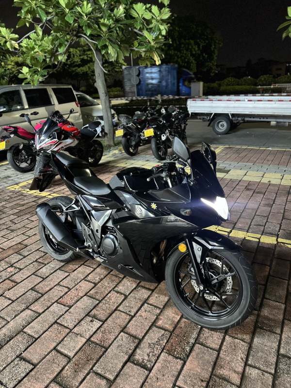 二手豪爵铃木GSX250R
