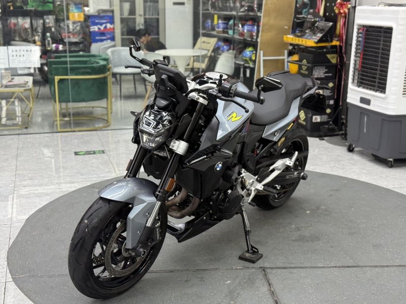 二手宝马F 900 R