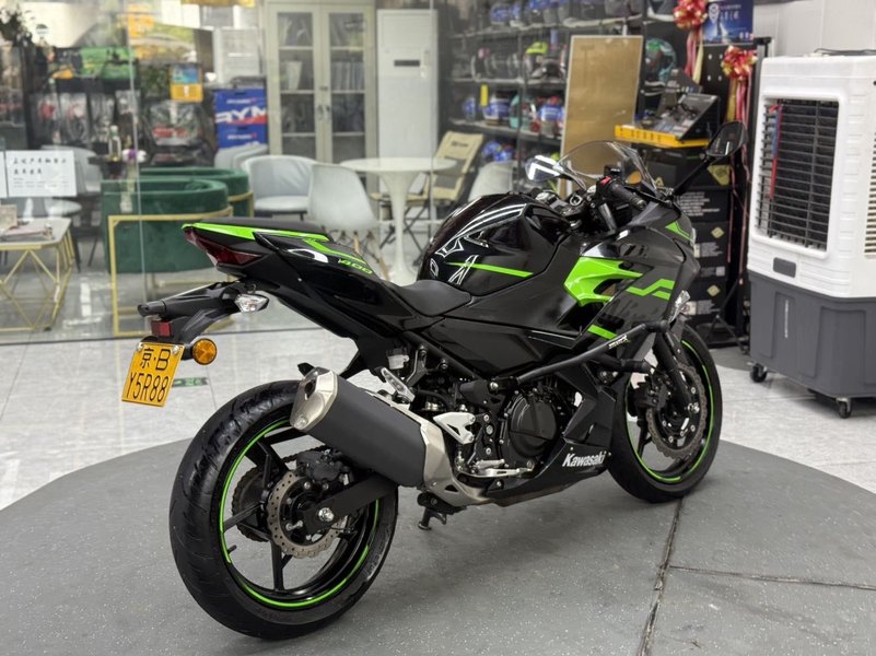 二手川崎Ninja 400