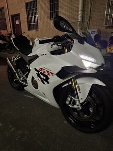 二手张雪机车500RR