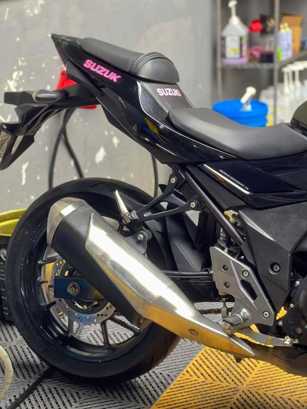 二手豪爵铃木GSX250R