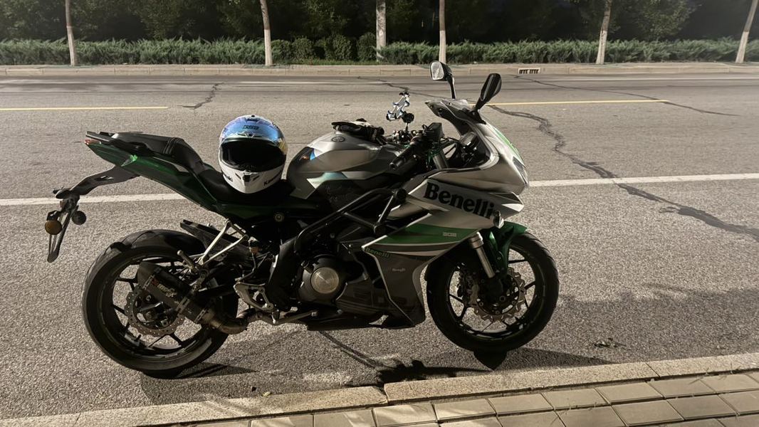 二手贝纳利龙卷风 Tornado 302R