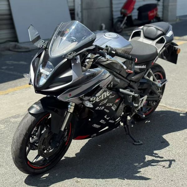 二手贝纳利龙卷风 Tornado 302R