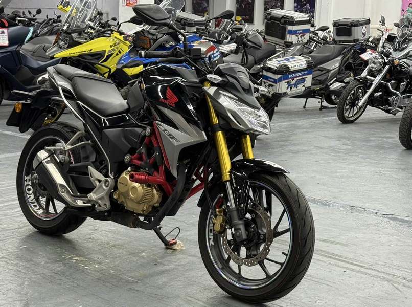二手五羊本田CB190R 暴锋眼