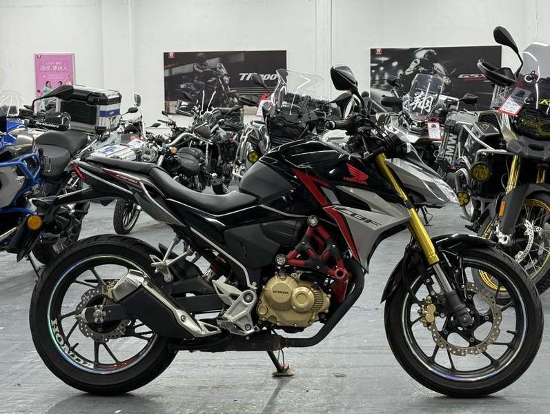 二手五羊本田CB190R 暴锋眼