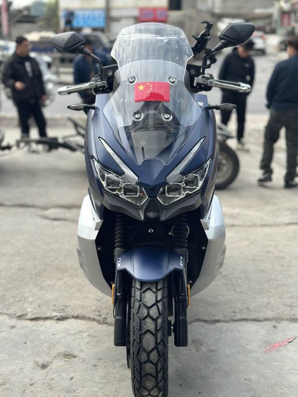 二手大阳V锐 ADV350