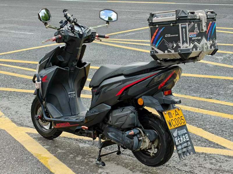 二手新大洲本田裂行 RX125Fi