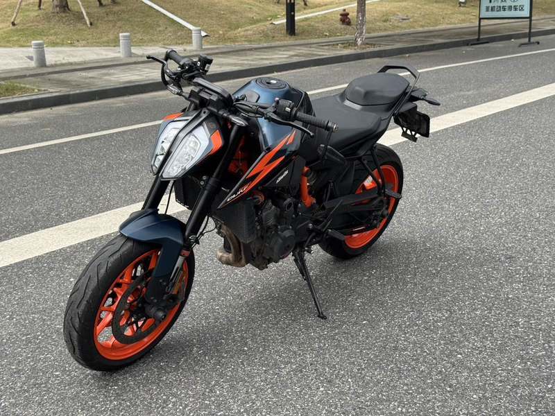 二手KTMR2R890 Duke