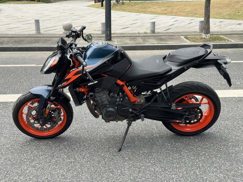 二手KTMR2R890 Duke