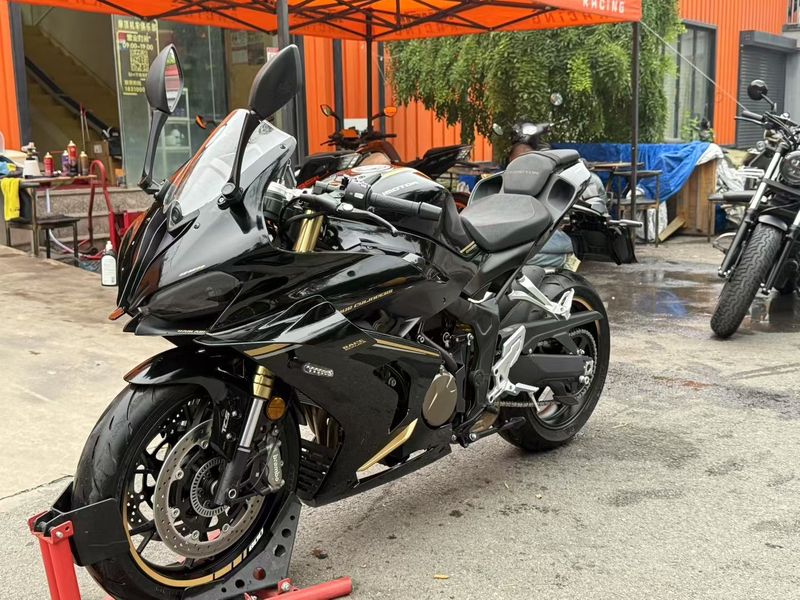 二手QJMOTOR赛800