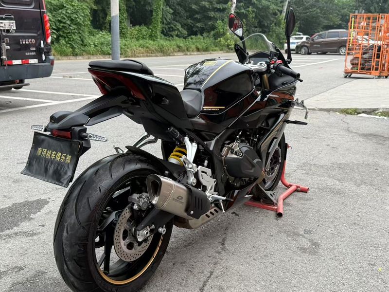 二手QJMOTOR赛800