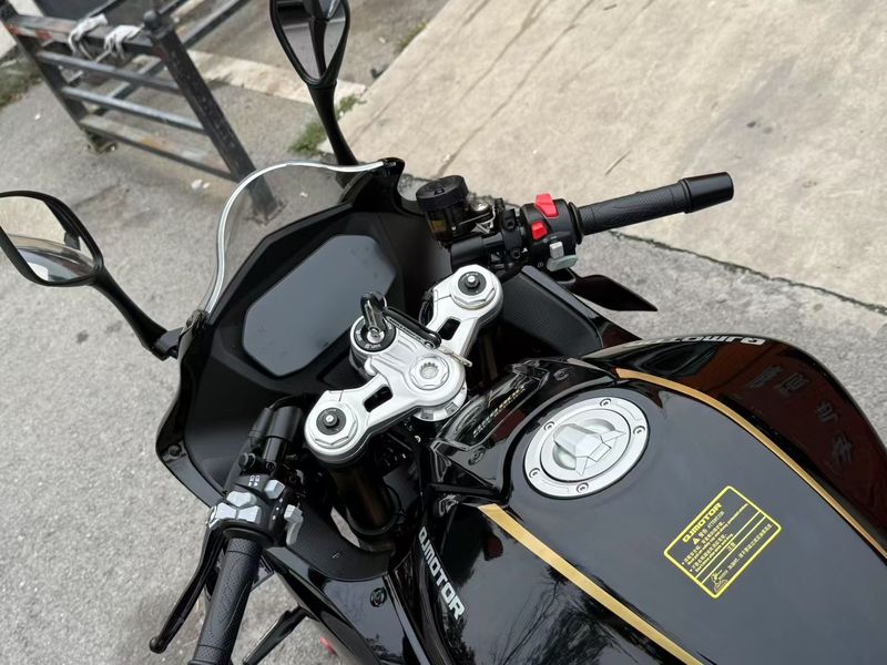 二手QJMOTOR赛800