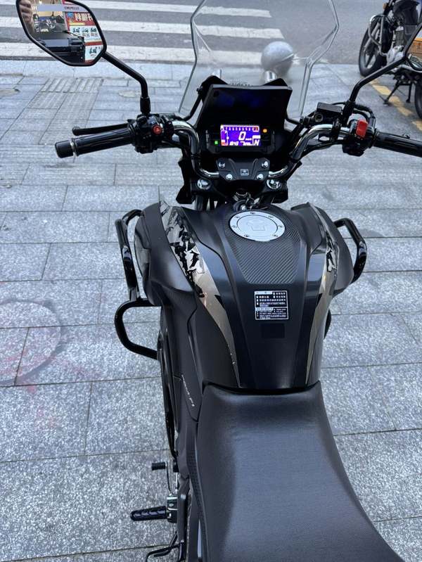 二手五羊本田猛鸷 CB190X