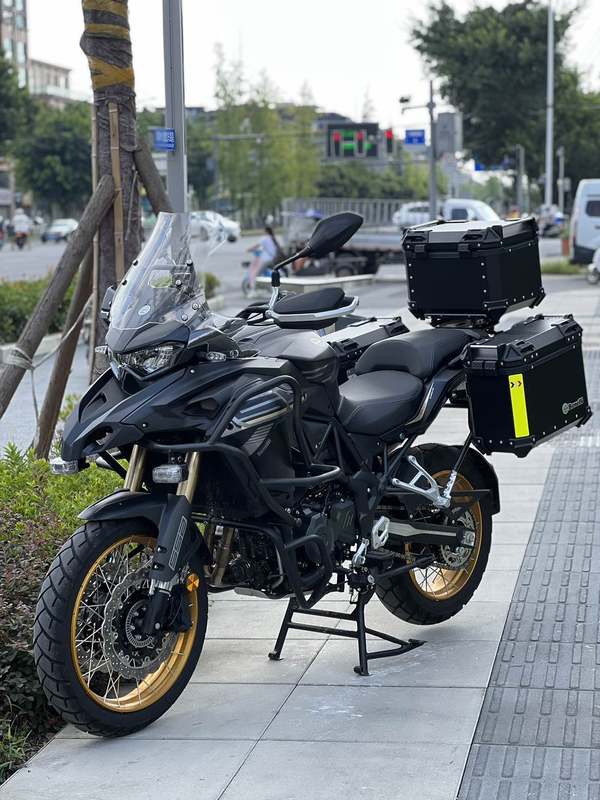 二手贝纳利TRK552