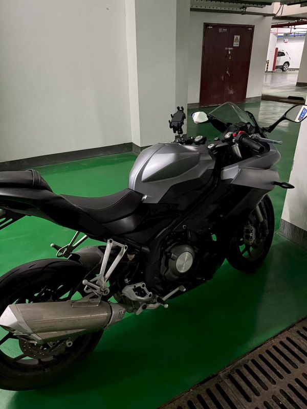 二手贝纳利龙卷风 Tornado 302R