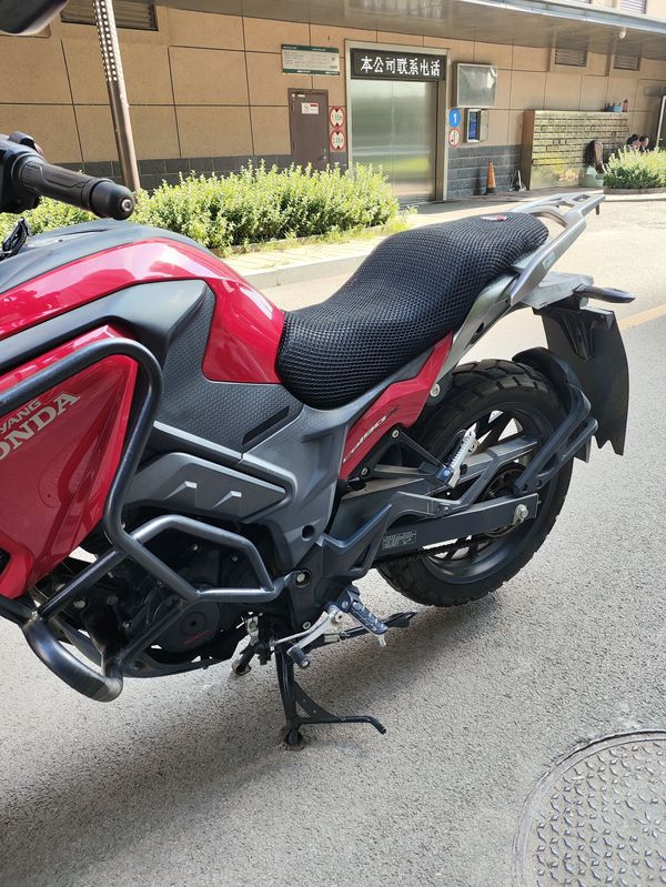 二手五羊本田猛鸷 CB190X