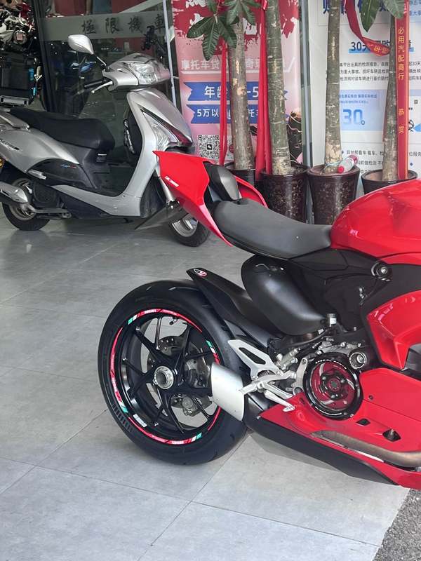 二手杜卡迪Panigale V2