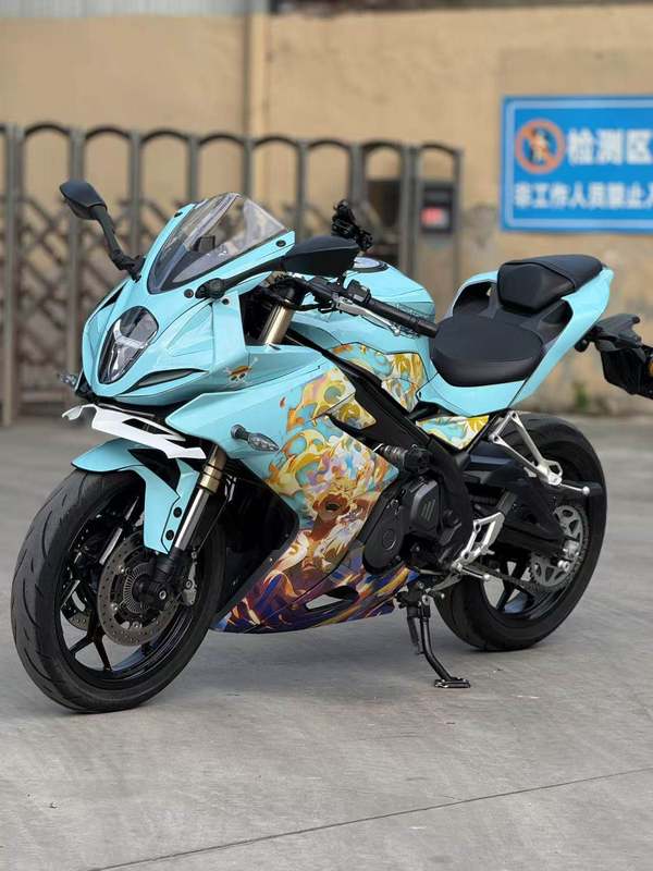 二手贝纳利龙卷风 Tornado 302R