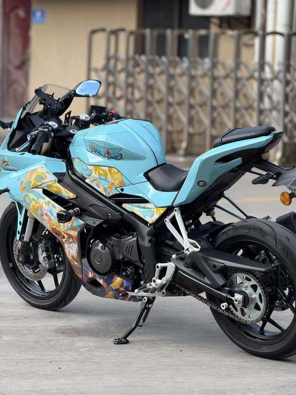 二手贝纳利龙卷风 Tornado 302R