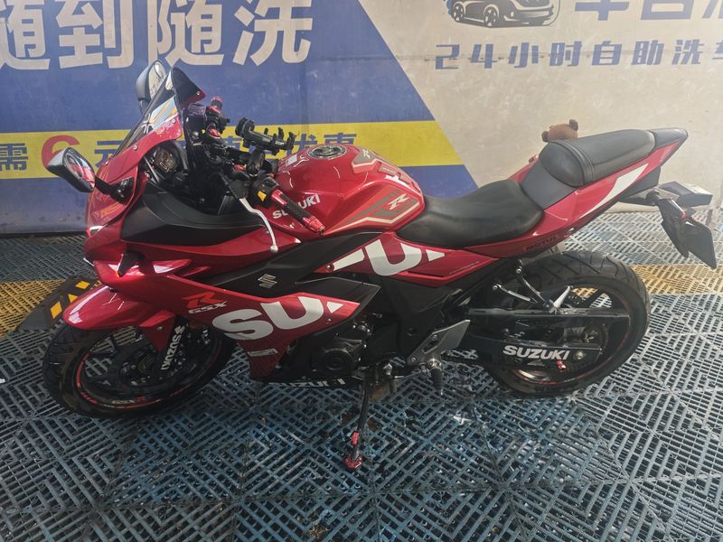 二手豪爵铃木GSX250R