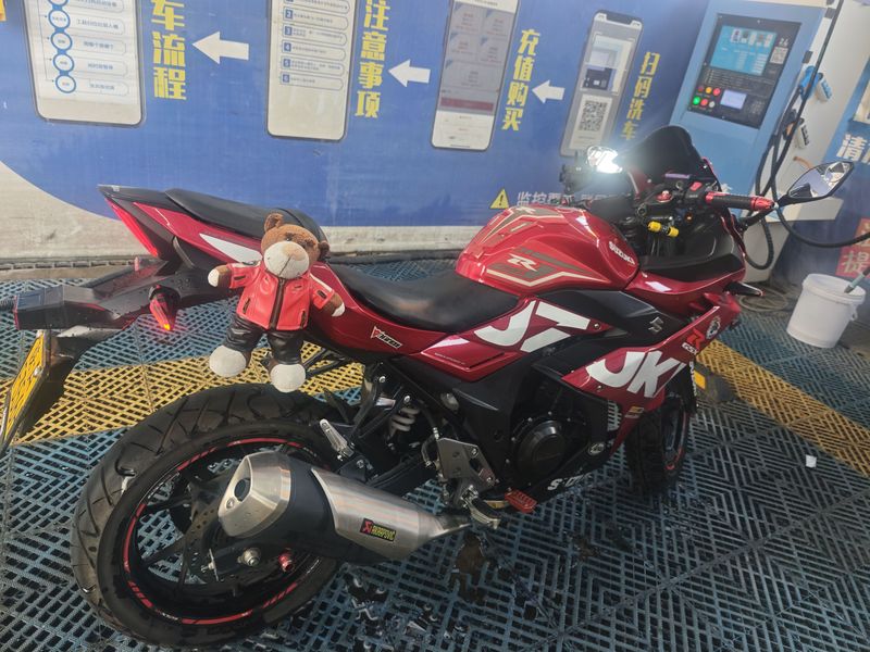 二手豪爵铃木GSX250R