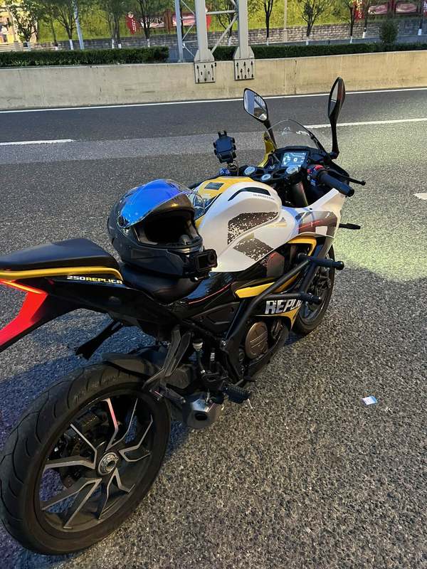 二手QJMOTOR赛250