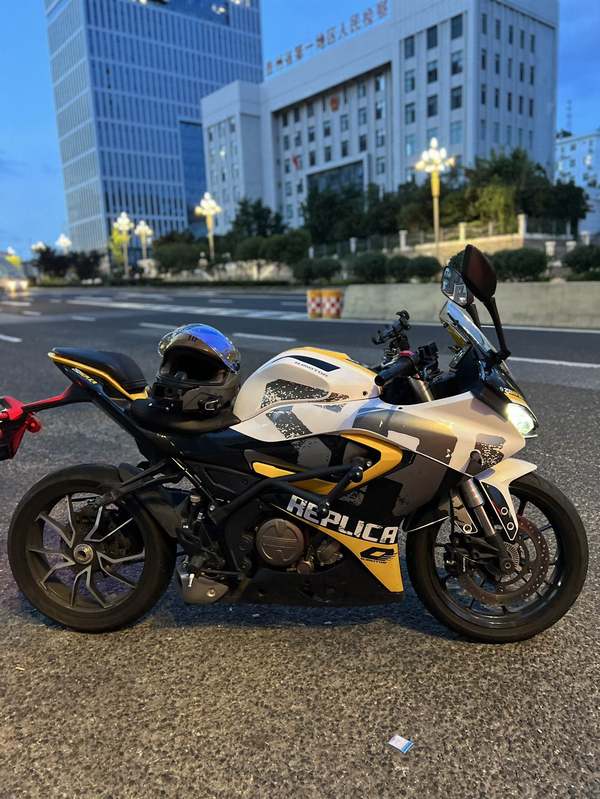二手QJMOTOR赛250
