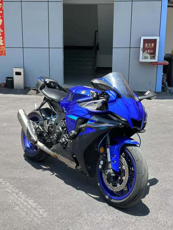 二手雅马哈YZF-R1